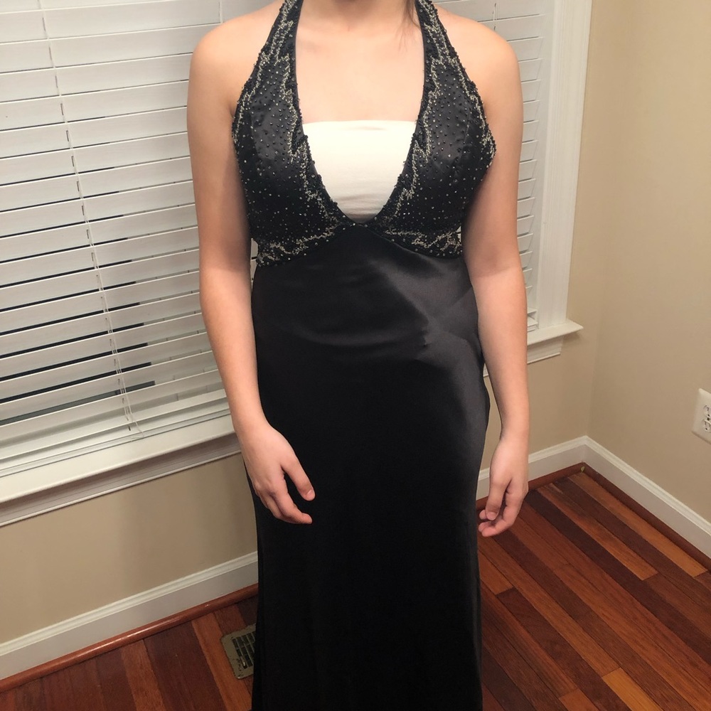 Even gown - Picture 6 of 7